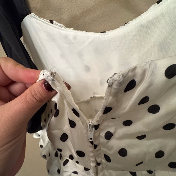 NWT! Francesca's- Donna Tie Strap Polka Dot Midi Dress Size L - Picture 5 of 7